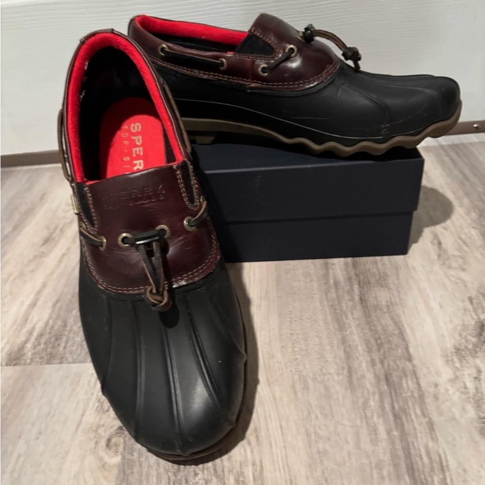 Sperry Men's Black and Dark Brown Boat Shoes